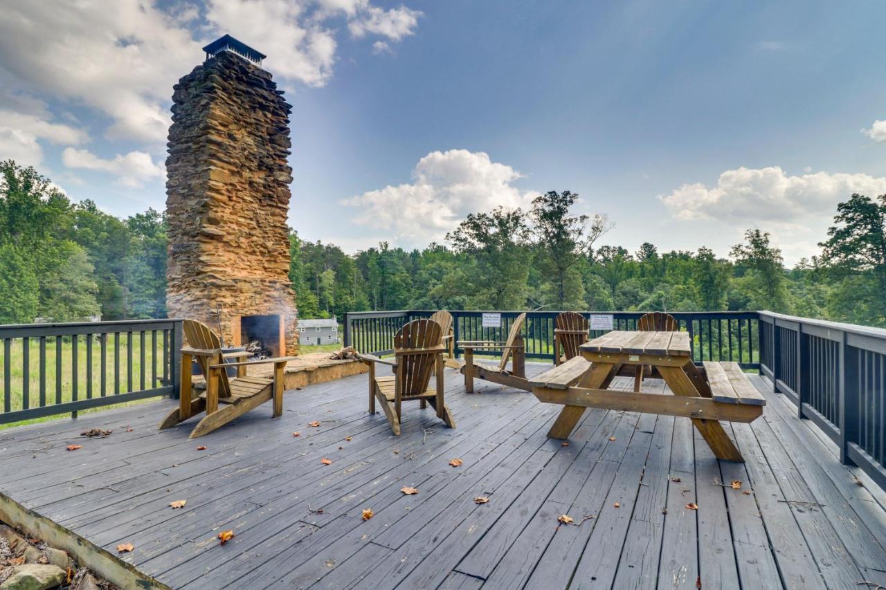 Rustic Baileys Retreat Cabin Near Wineries! Crozet Dış mekan fotoğraf