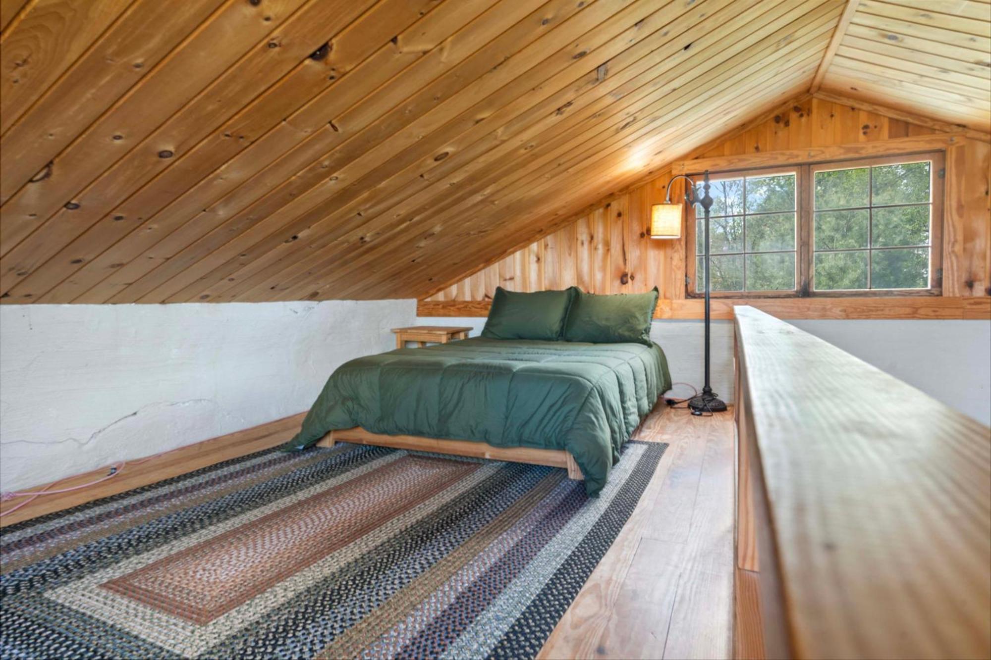 Rustic Baileys Retreat Cabin Near Wineries! Crozet Dış mekan fotoğraf
